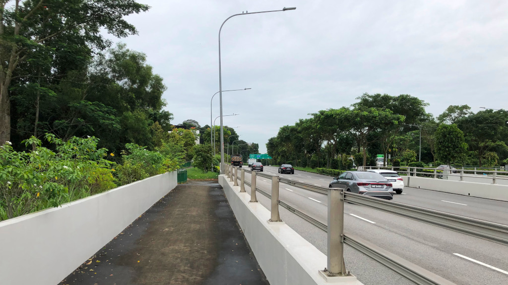 sidewalk beside lornie highway